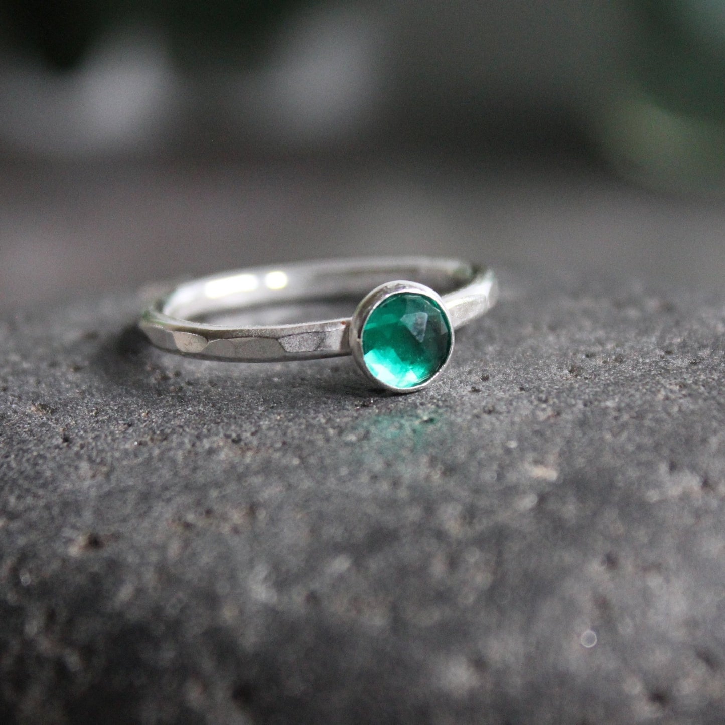 Sterling Silver Emerald Green Stacking Ring - AccentYourself