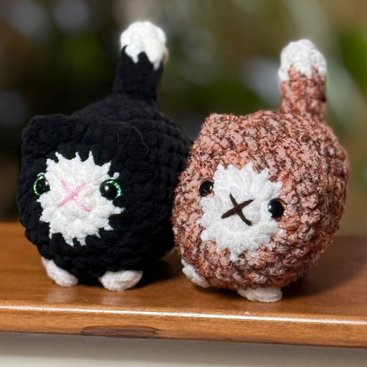 crochet cat plushies by Tater & Lucy at the Corvallis Makers Market