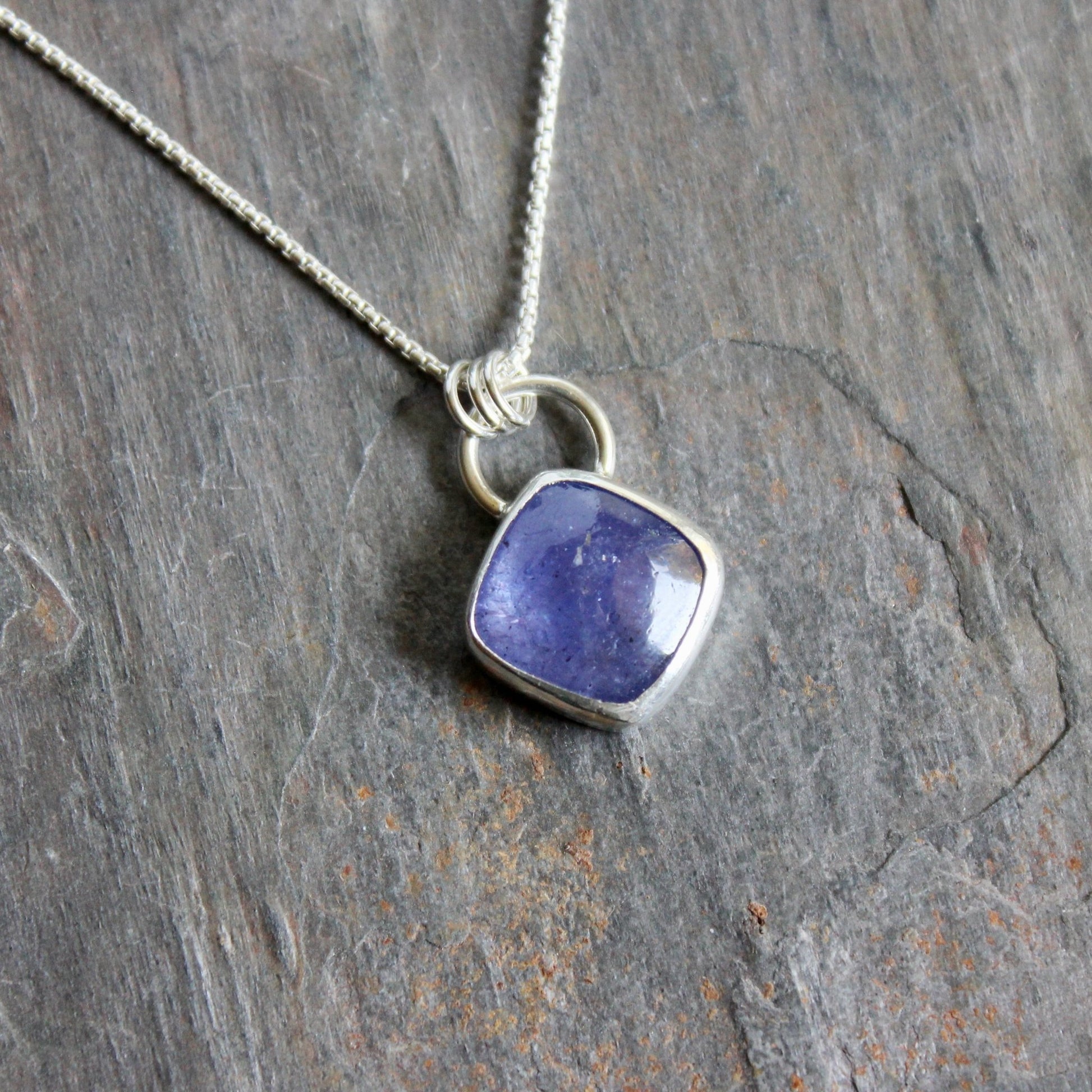 Rare Tanzanite Pendant Necklace - AccentYourself