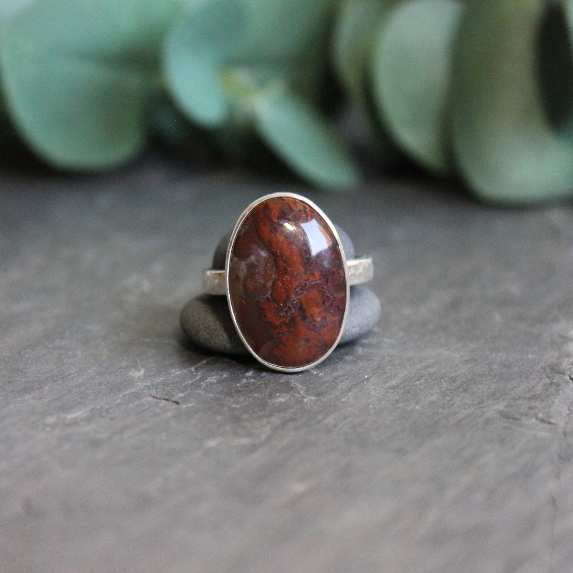 Red Oval Oregon Maury Mountain Agate Statement Ring - AccentYourself