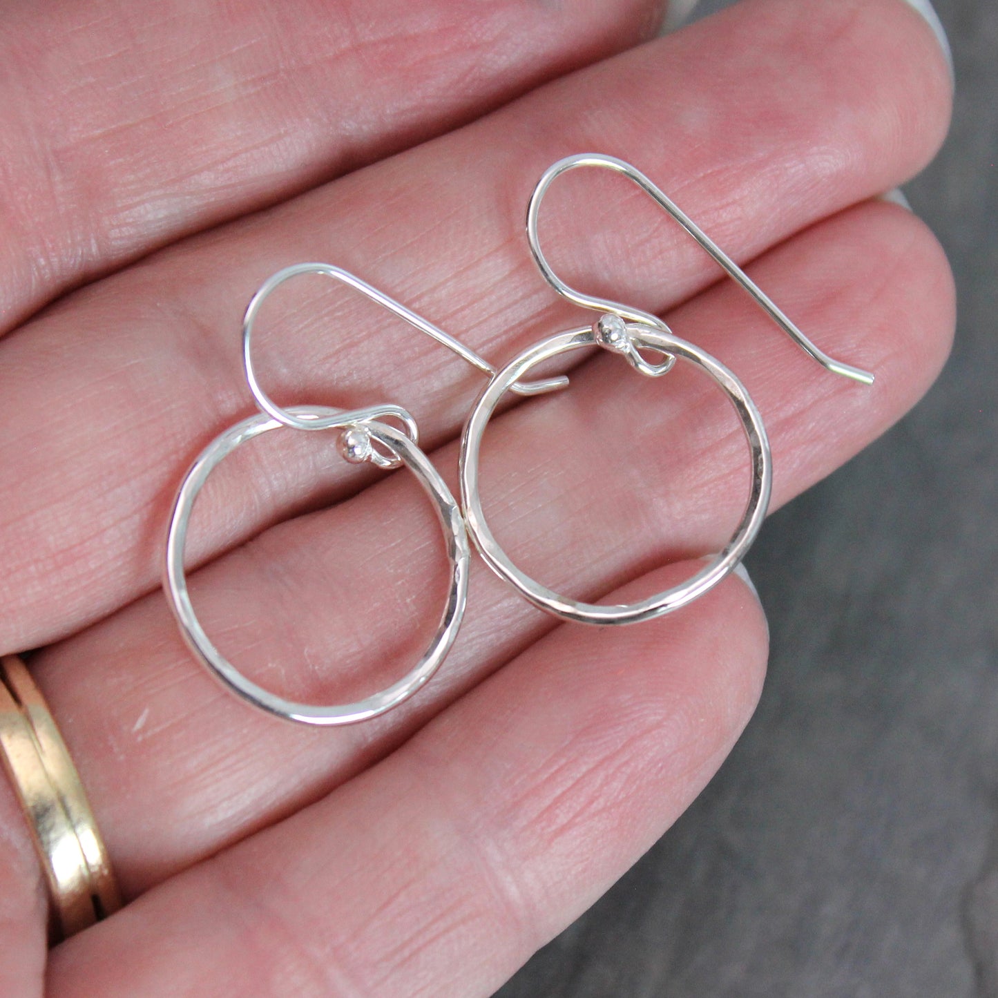 small hammered circle dangly earrings