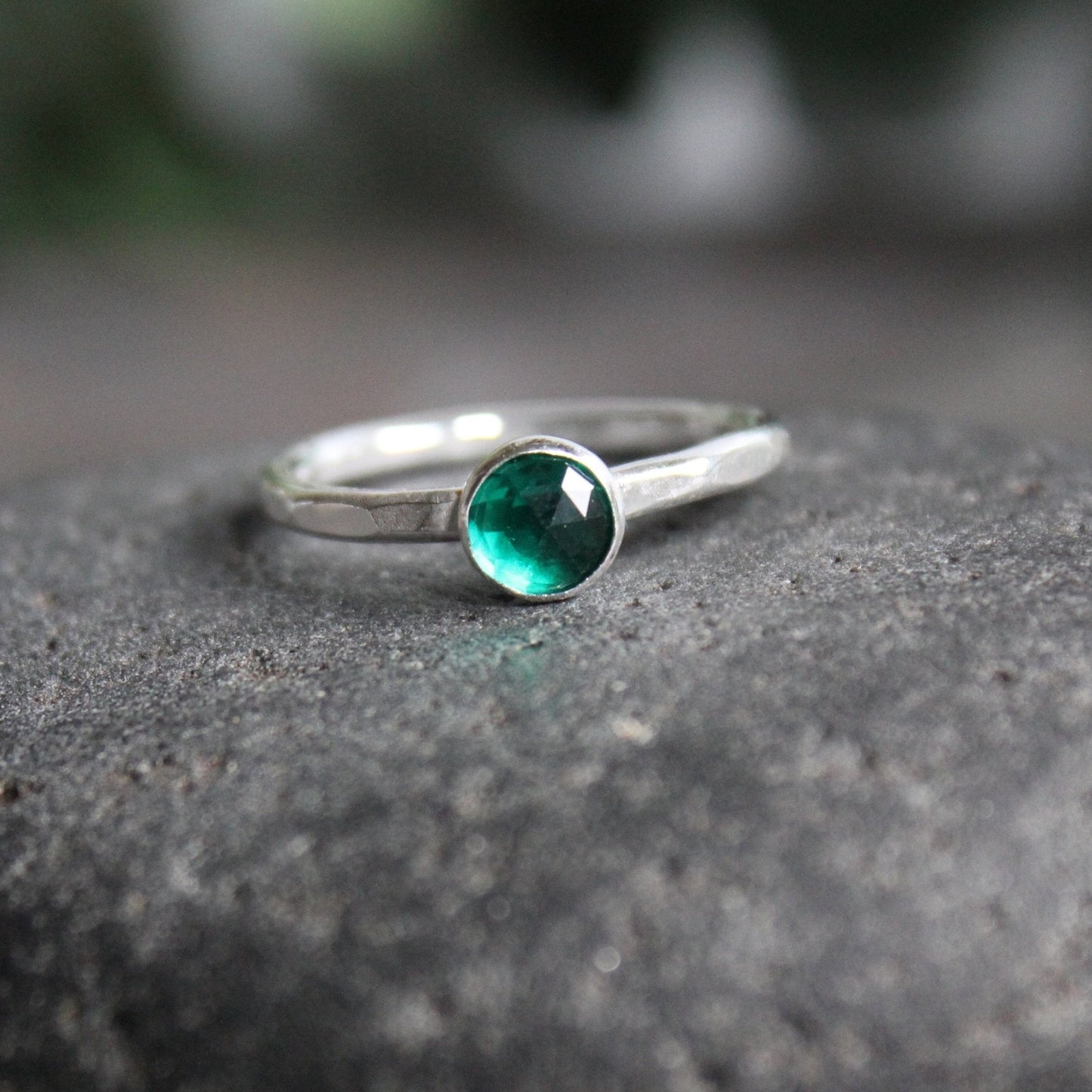 Sterling Silver Emerald Green Stacking Ring - AccentYourself