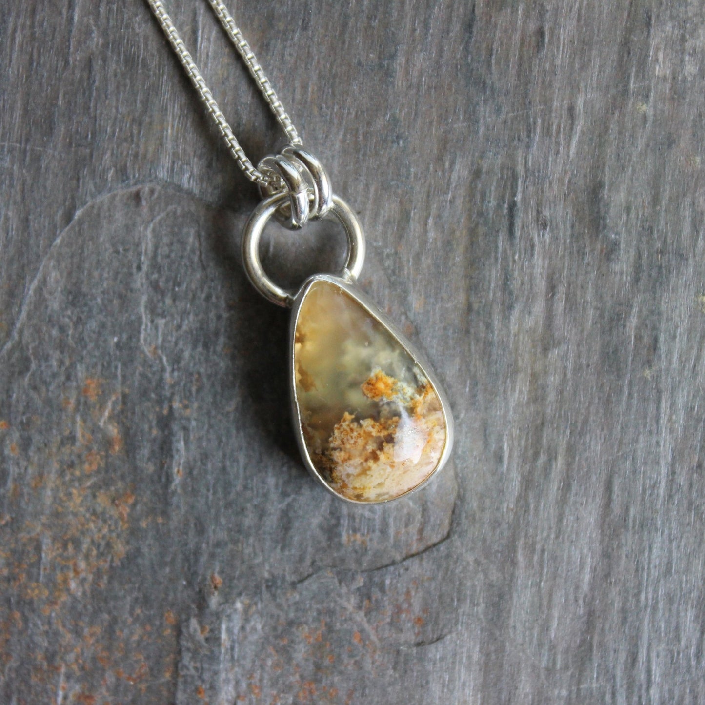 Yellow Oregon Plume Agate Pendant Necklace - AccentYourself