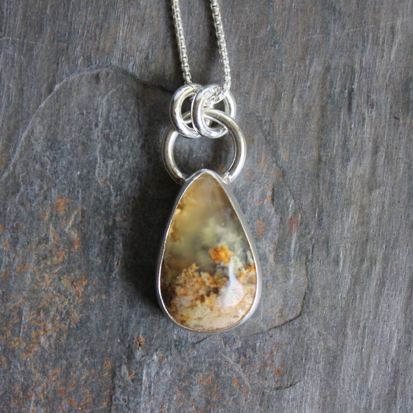 Yellow Oregon Plume Agate Pendant Necklace - AccentYourself